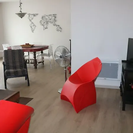 Jusqu'à 5 Personnes à * Reims